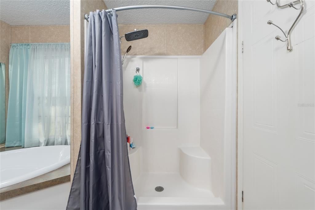 En Venta: $290,000 (3 camas, 2 baños, 1296 Pies cuadrados)