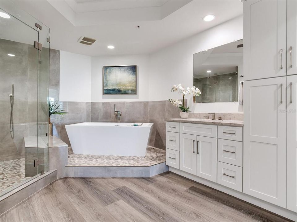 待售: $1,999,000 (2 贝兹, 2 浴室, 2345 平方英尺)