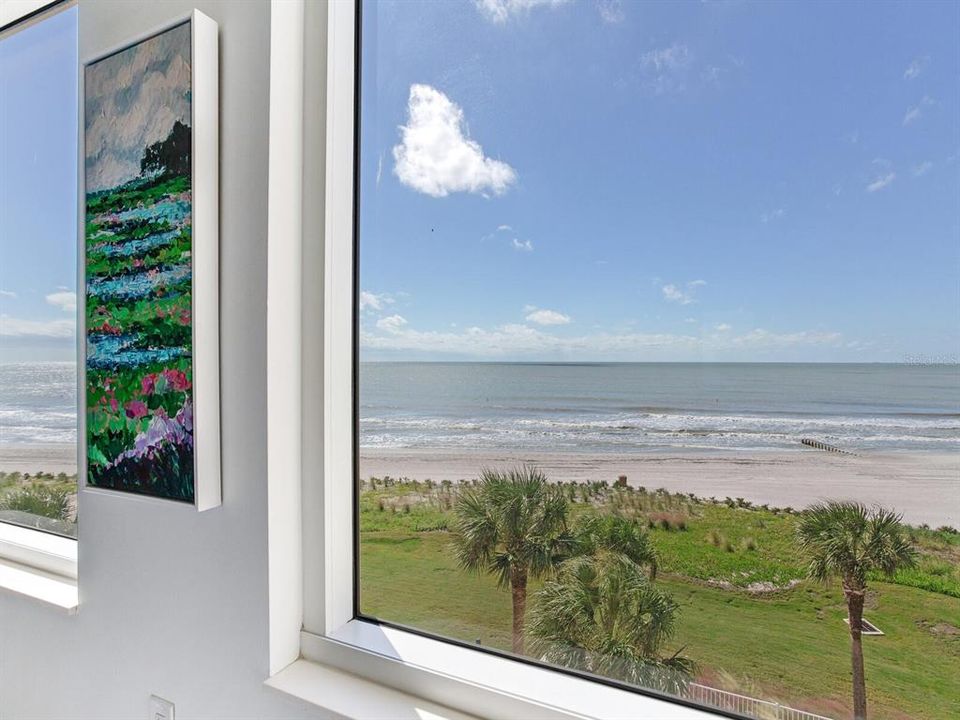 待售: $1,999,000 (2 贝兹, 2 浴室, 2345 平方英尺)