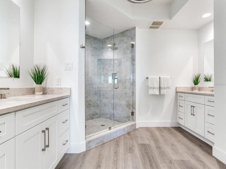 待售: $1,999,000 (2 贝兹, 2 浴室, 2345 平方英尺)