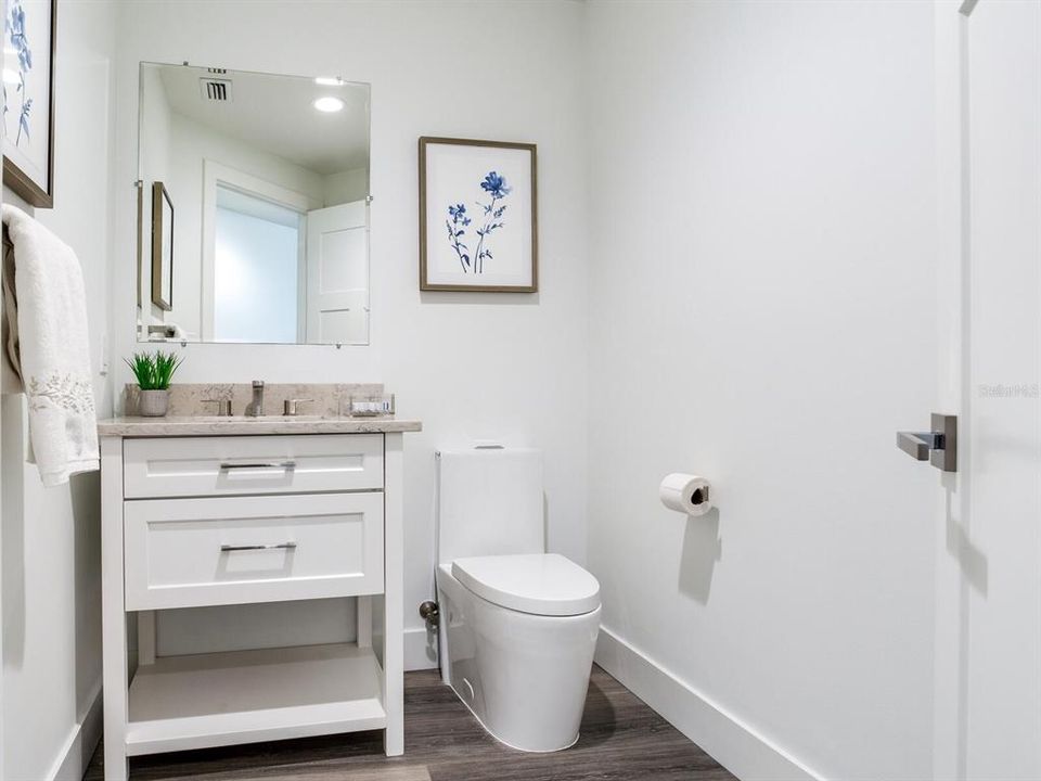 待售: $1,999,000 (2 贝兹, 2 浴室, 2345 平方英尺)