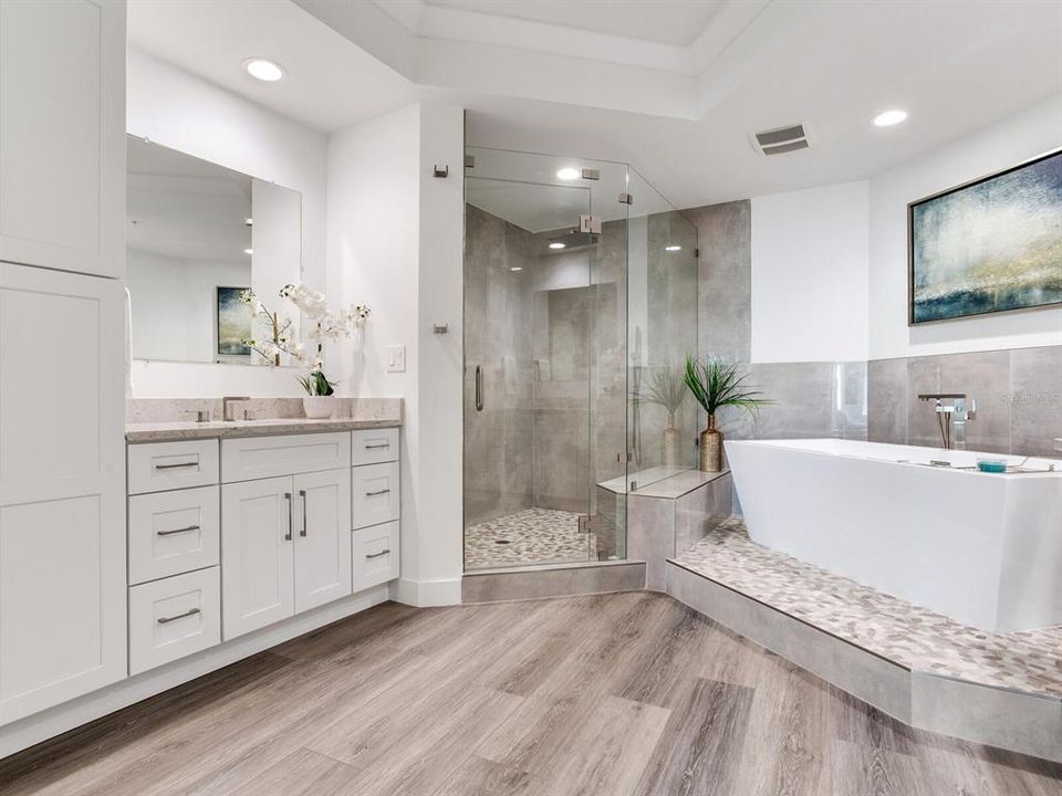 待售: $1,999,000 (2 贝兹, 2 浴室, 2345 平方英尺)