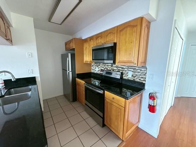 For Sale: $189,900 (3 beds, 2 baths, 1287 Square Feet)