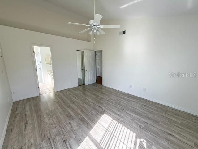 For Sale: $189,900 (3 beds, 2 baths, 1287 Square Feet)