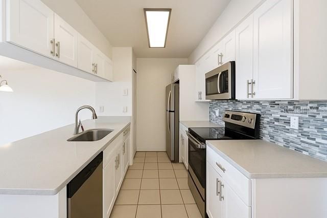 For Sale: $189,900 (3 beds, 2 baths, 1287 Square Feet)