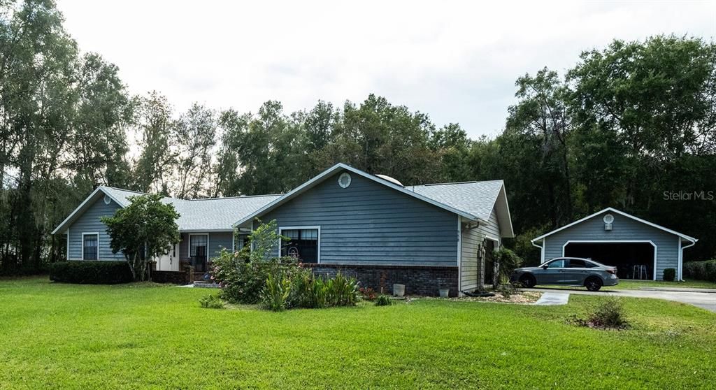 Active With Contract: $350,000 (3 beds, 2 baths, 2020 Square Feet)