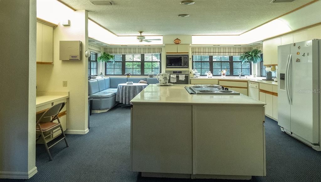 Active With Contract: $350,000 (3 beds, 2 baths, 2020 Square Feet)