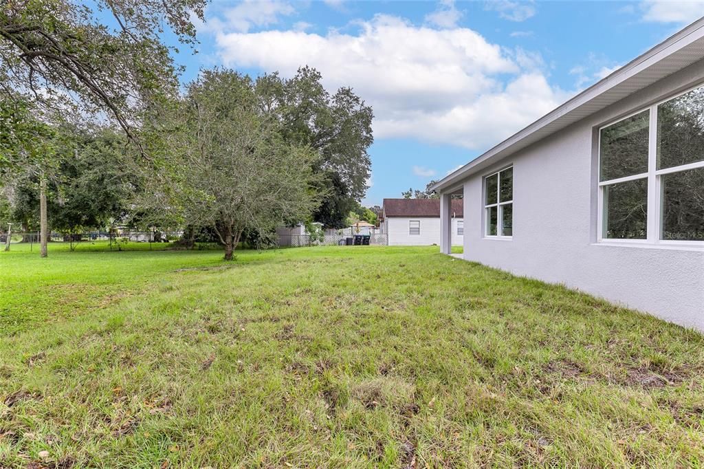 Activo con contrato: $449,995 (4 camas, 2 baños, 1920 Pies cuadrados)