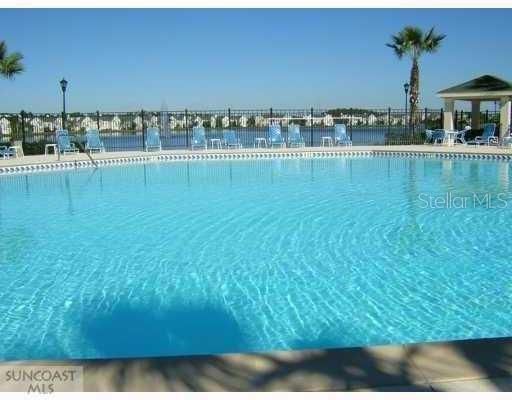 For Rent: $1,375 (1 beds, 1 baths, 554 Square Feet)