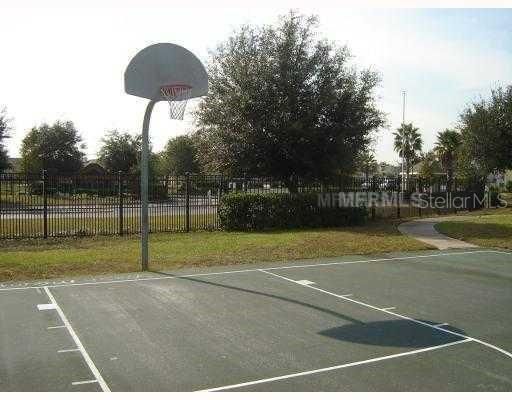 For Rent: $1,375 (1 beds, 1 baths, 554 Square Feet)