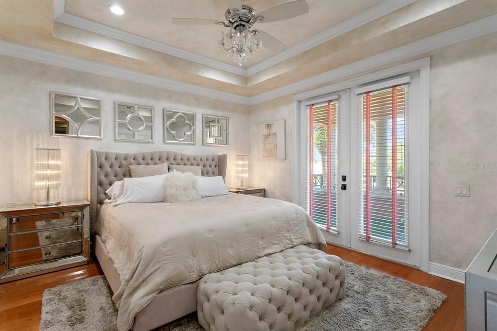 На продажу: $2,700,000 (4 спален, 5 ванн, 5083 Квадратных фут)