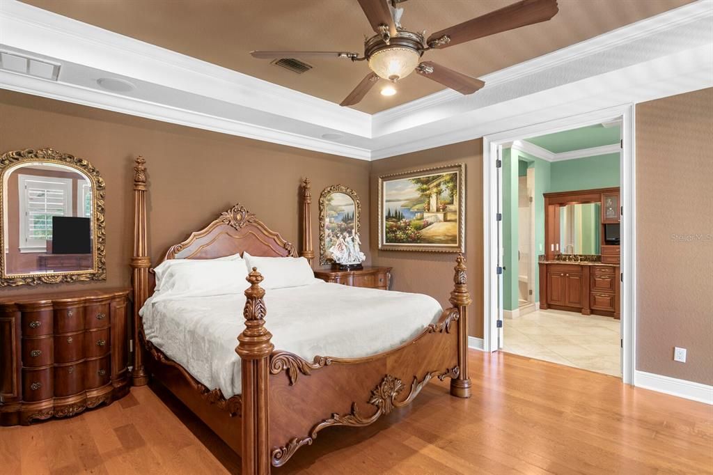 На продажу: $2,700,000 (4 спален, 5 ванн, 5083 Квадратных фут)