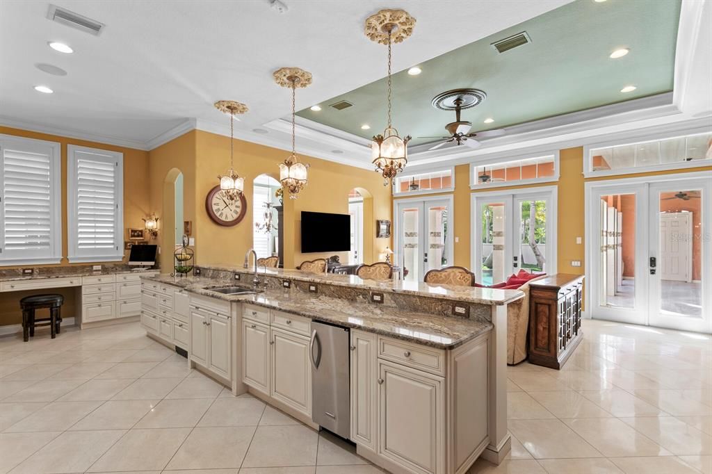 На продажу: $2,700,000 (4 спален, 5 ванн, 5083 Квадратных фут)