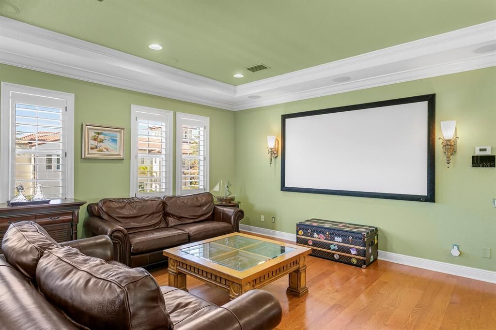 На продажу: $2,700,000 (4 спален, 5 ванн, 5083 Квадратных фут)