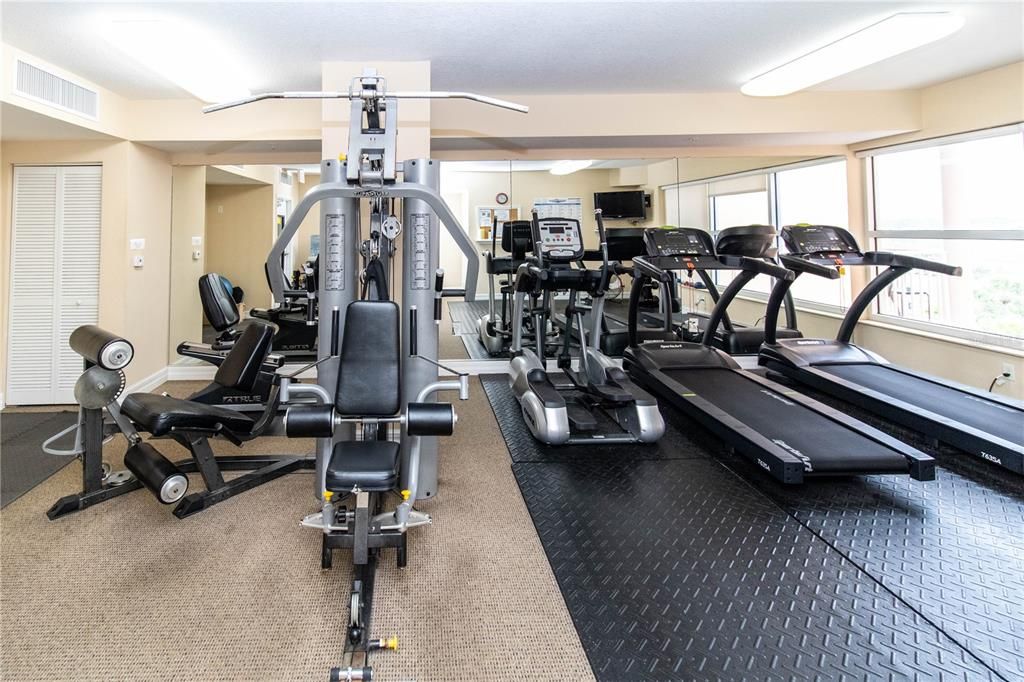 待售: $279,700 (2 贝兹, 2 浴室, 1287 平方英尺)