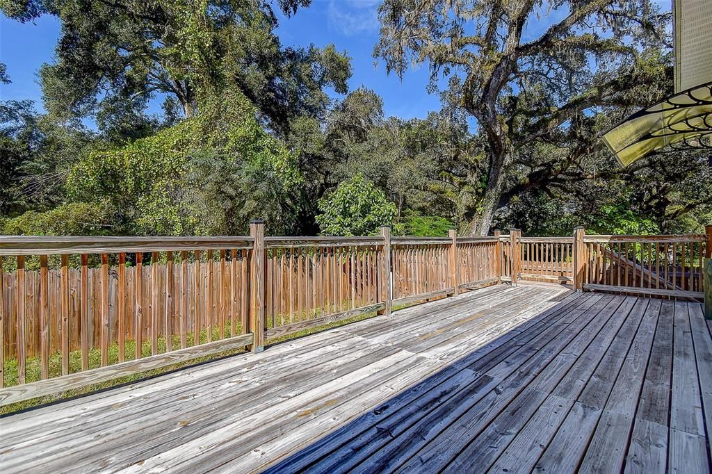 For Sale: $319,900 (3 beds, 2 baths, 1569 Square Feet)