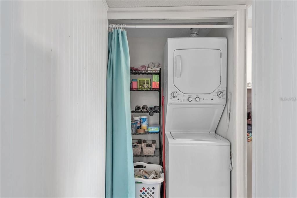 出租: $1,850 (2 贝兹, 2 浴室, 980 平方英尺)