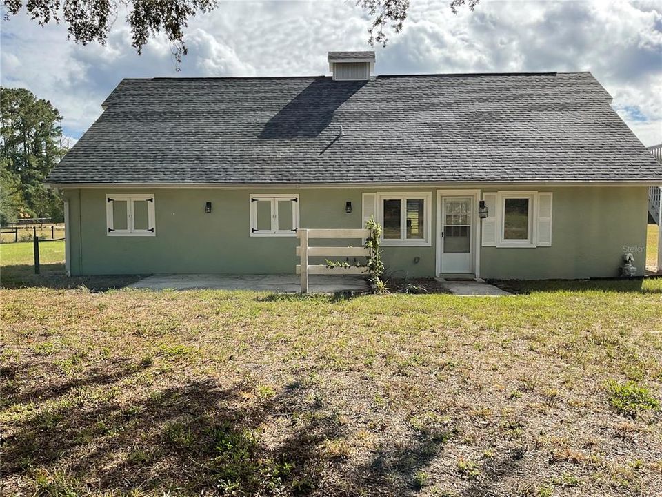 For Sale: $495,000 (3 beds, 3 baths, 936 Square Feet)