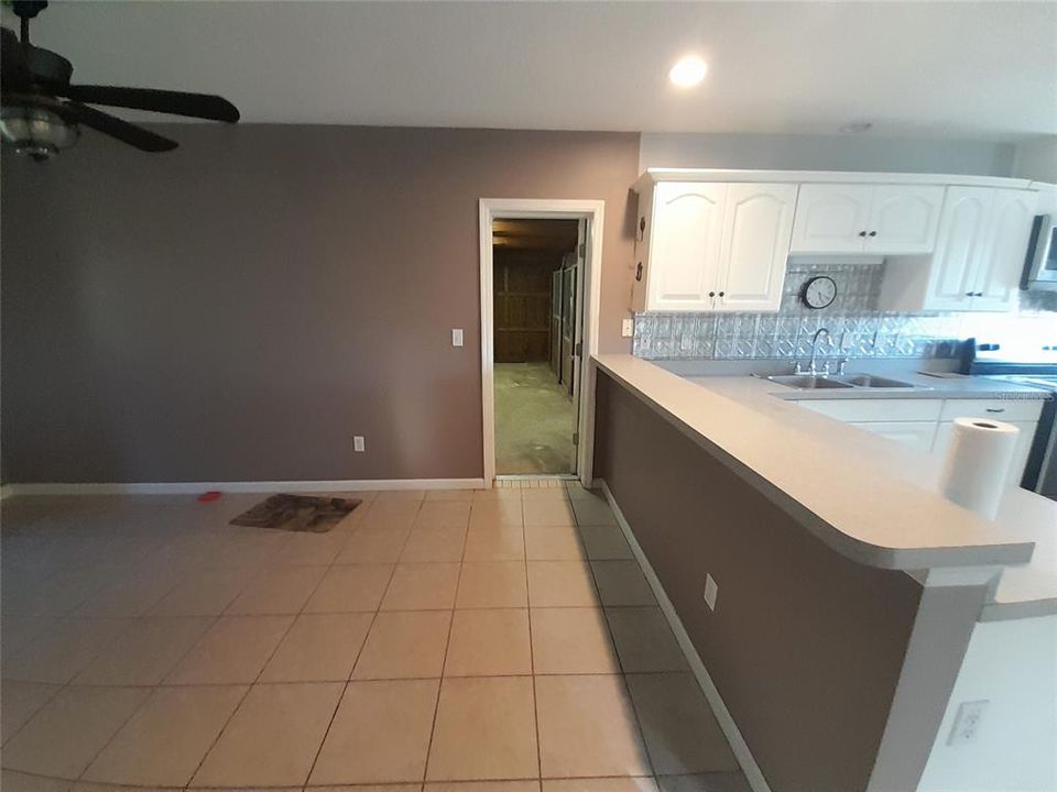 For Sale: $495,000 (3 beds, 3 baths, 936 Square Feet)