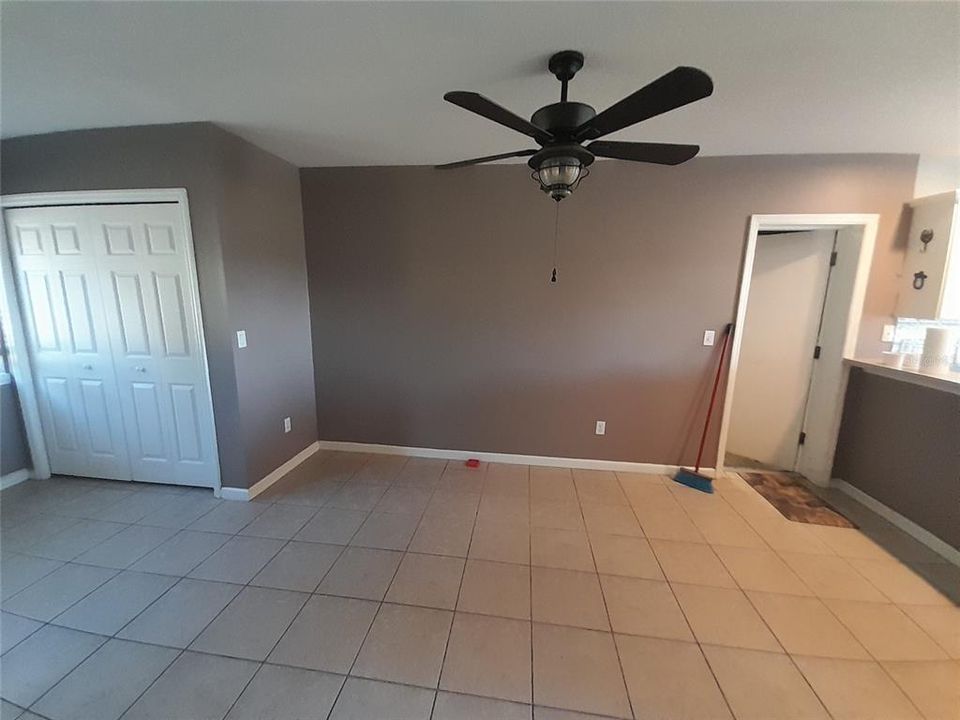 For Sale: $495,000 (3 beds, 3 baths, 936 Square Feet)