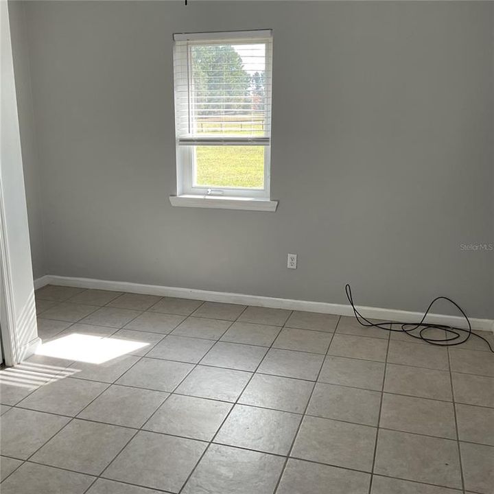 For Sale: $495,000 (3 beds, 3 baths, 936 Square Feet)