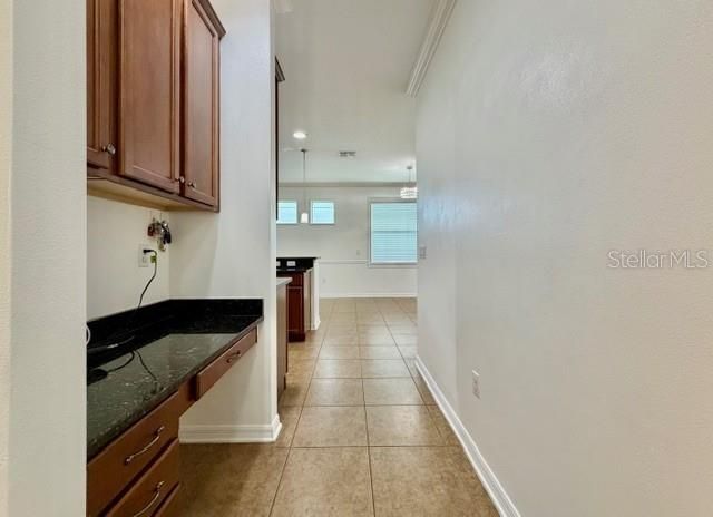 En Venta: $525,000 (4 camas, 2 baños, 2112 Pies cuadrados)