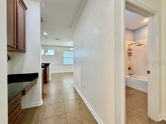 En Venta: $525,000 (4 camas, 2 baños, 2112 Pies cuadrados)