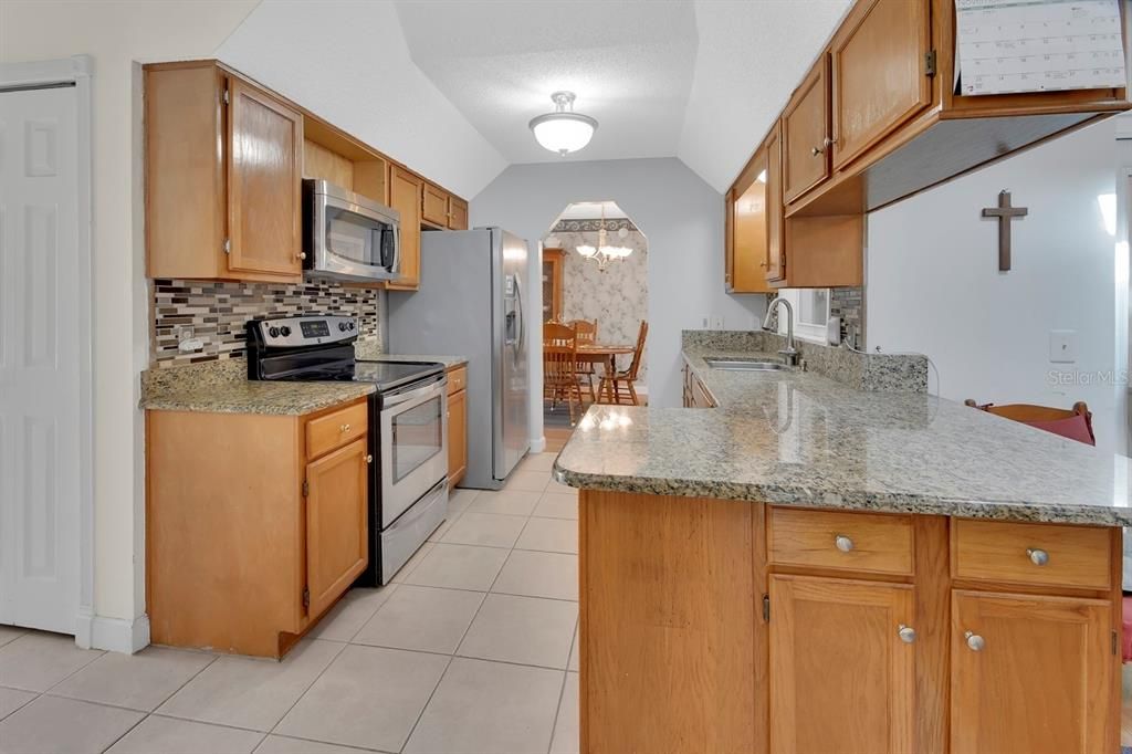 En Venta: $315,000 (3 camas, 2 baños, 1494 Pies cuadrados)