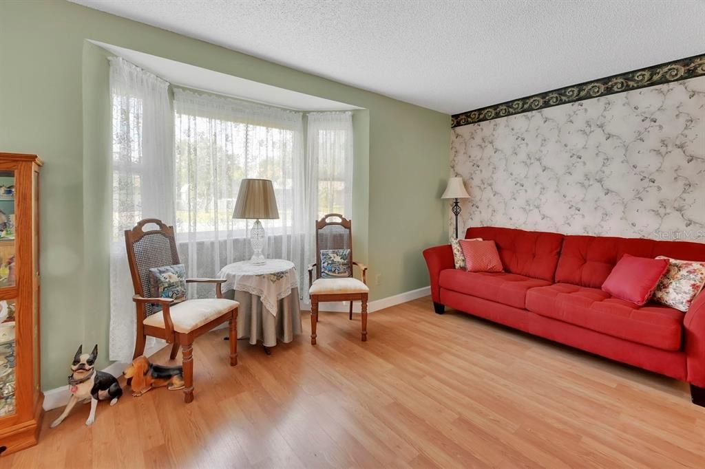 En Venta: $315,000 (3 camas, 2 baños, 1494 Pies cuadrados)