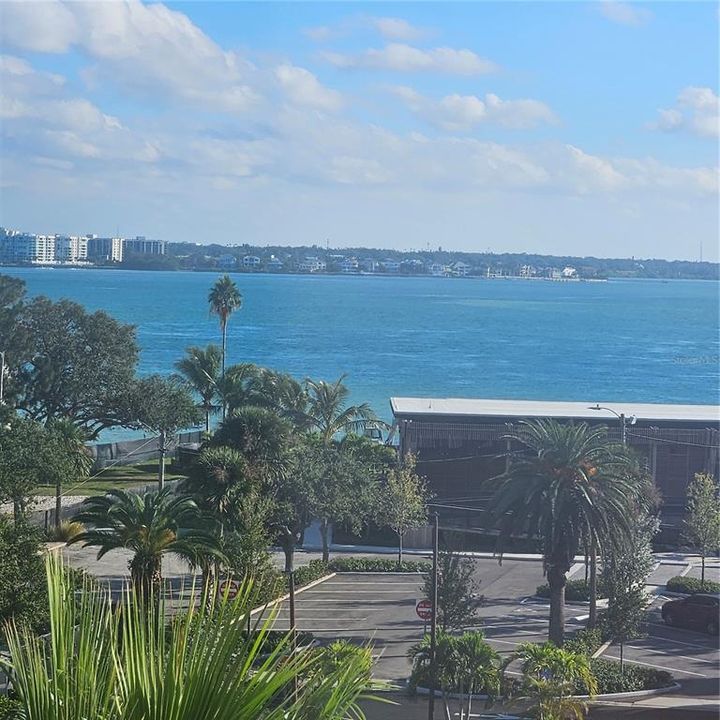 待售: $469,000 (2 贝兹, 2 浴室, 1260 平方英尺)