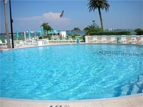 待售: $469,000 (2 贝兹, 2 浴室, 1260 平方英尺)