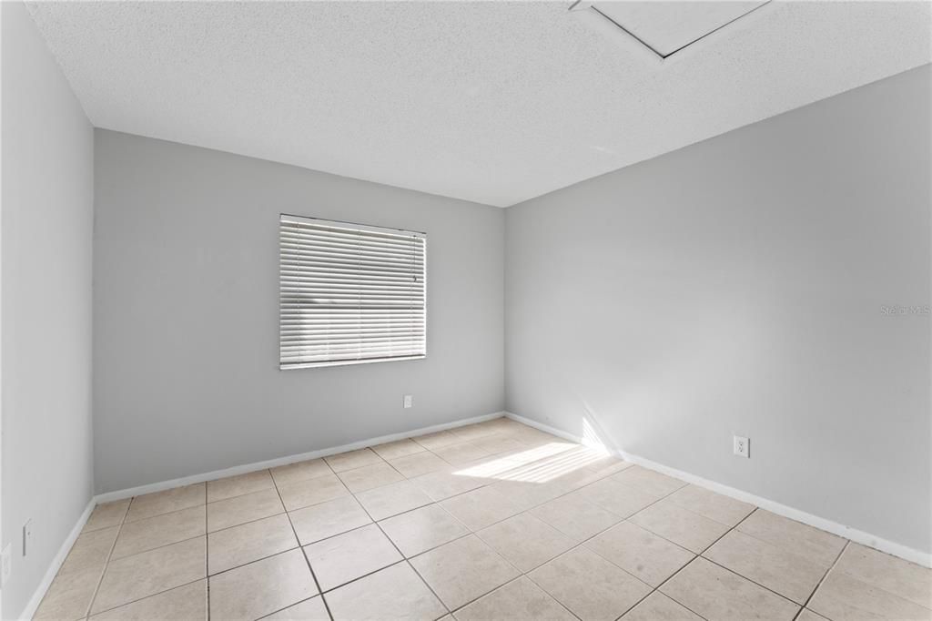 В аренду: $2,400 (3 спален, 2 ванн, 1209 Квадратных фут)