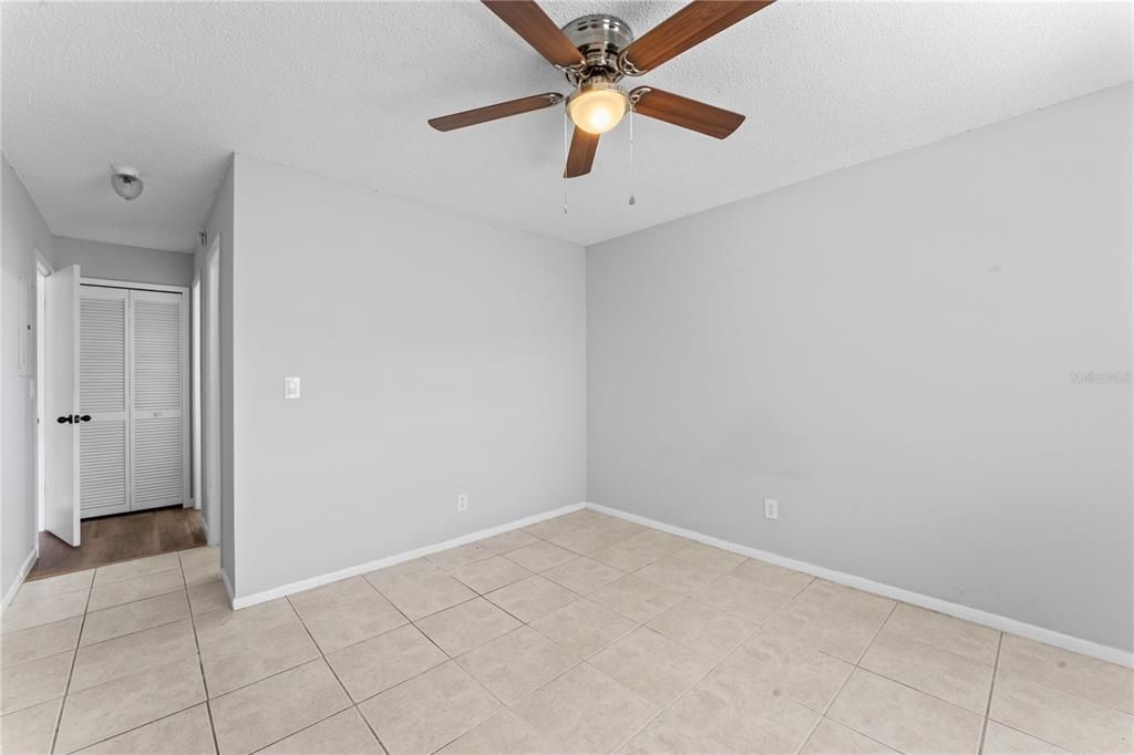 В аренду: $2,400 (3 спален, 2 ванн, 1209 Квадратных фут)