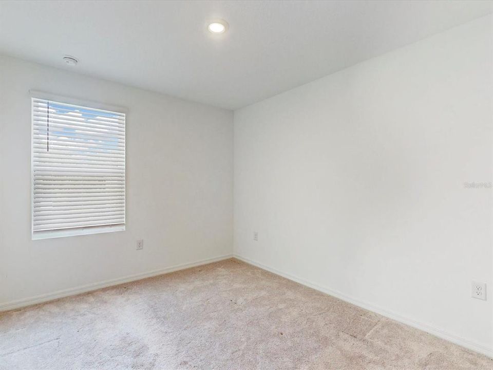 待售: $263,988 (3 贝兹, 2 浴室, 1373 平方英尺)