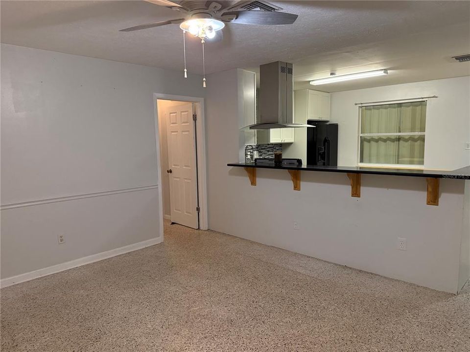 В аренду: $2,200 (3 спален, 2 ванн, 1176 Квадратных фут)