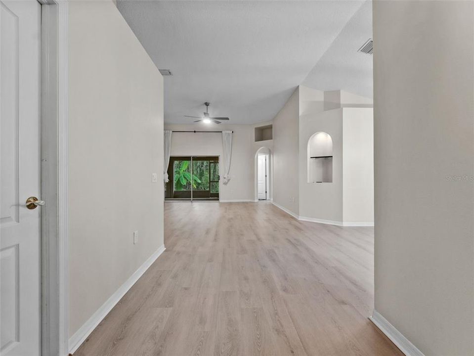 В аренду: $2,250 (3 спален, 2 ванн, 1592 Квадратных фут)