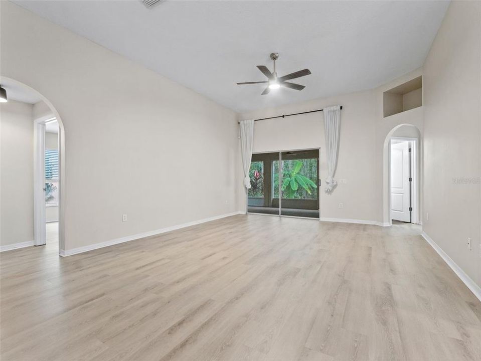 В аренду: $2,250 (3 спален, 2 ванн, 1592 Квадратных фут)