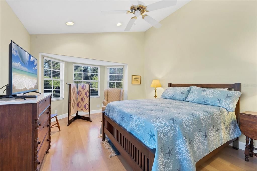 For Sale: $975,000 (4 beds, 3 baths, 2936 Square Feet)