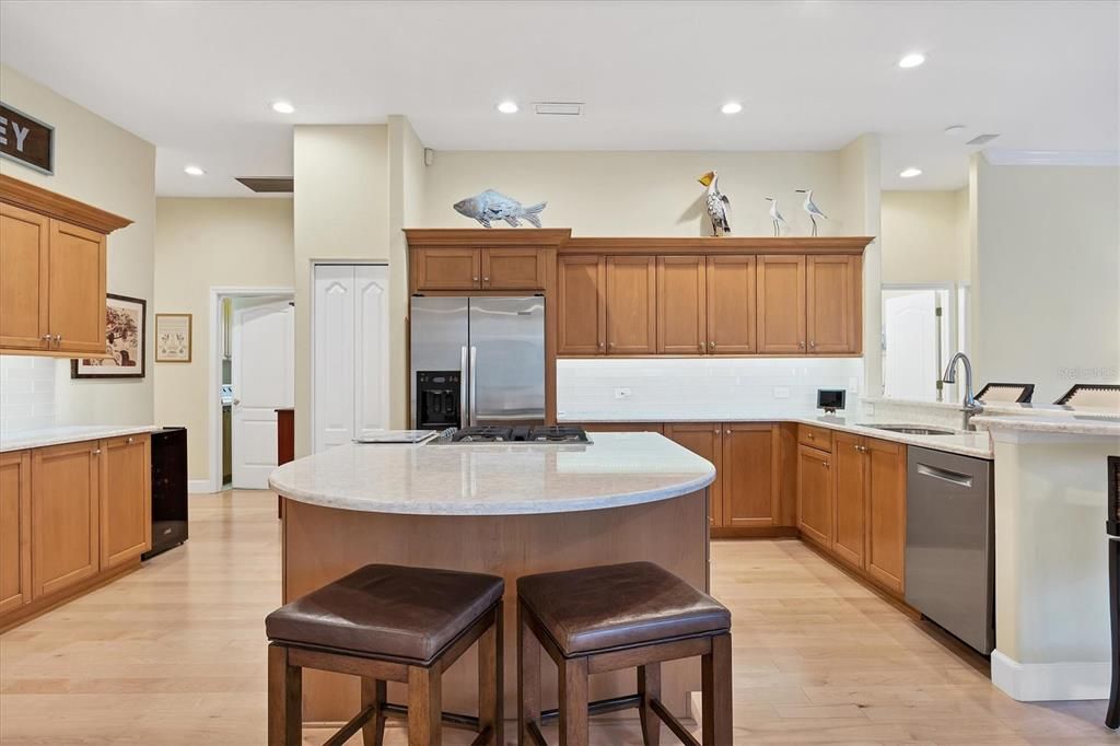 For Sale: $975,000 (4 beds, 3 baths, 2936 Square Feet)