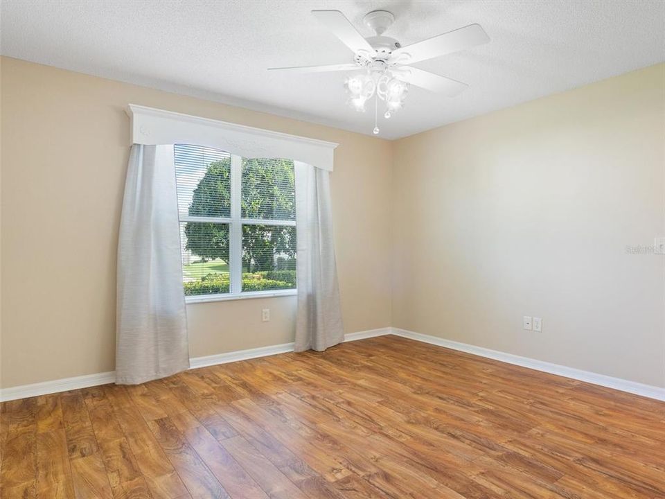 For Rent: $2,250 (2 beds, 2 baths, 1100 Square Feet)