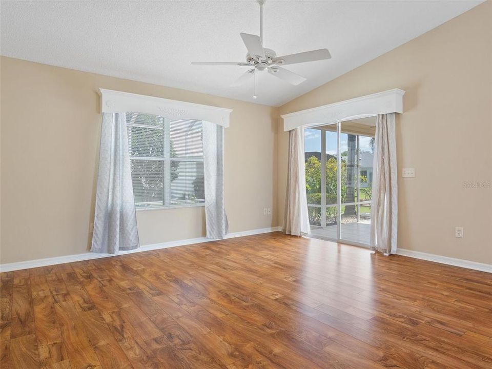 For Rent: $2,250 (2 beds, 2 baths, 1100 Square Feet)