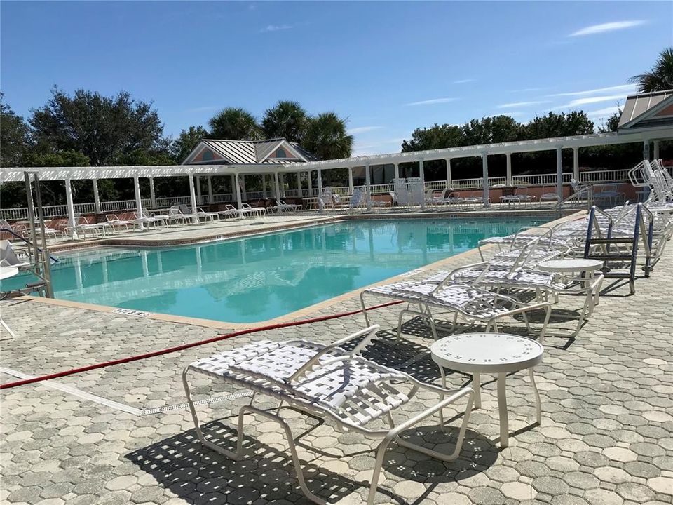 For Rent: $2,250 (2 beds, 2 baths, 1100 Square Feet)