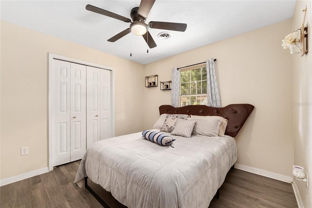 For Sale: $249,900 (3 beds, 2 baths, 1504 Square Feet)