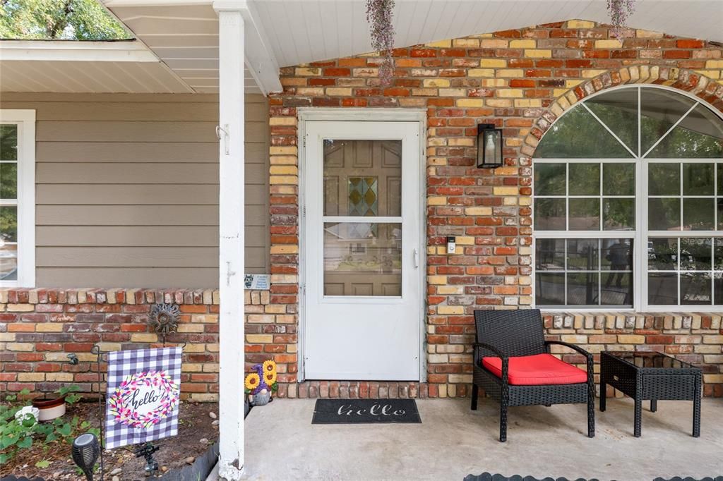 For Sale: $249,900 (3 beds, 2 baths, 1504 Square Feet)