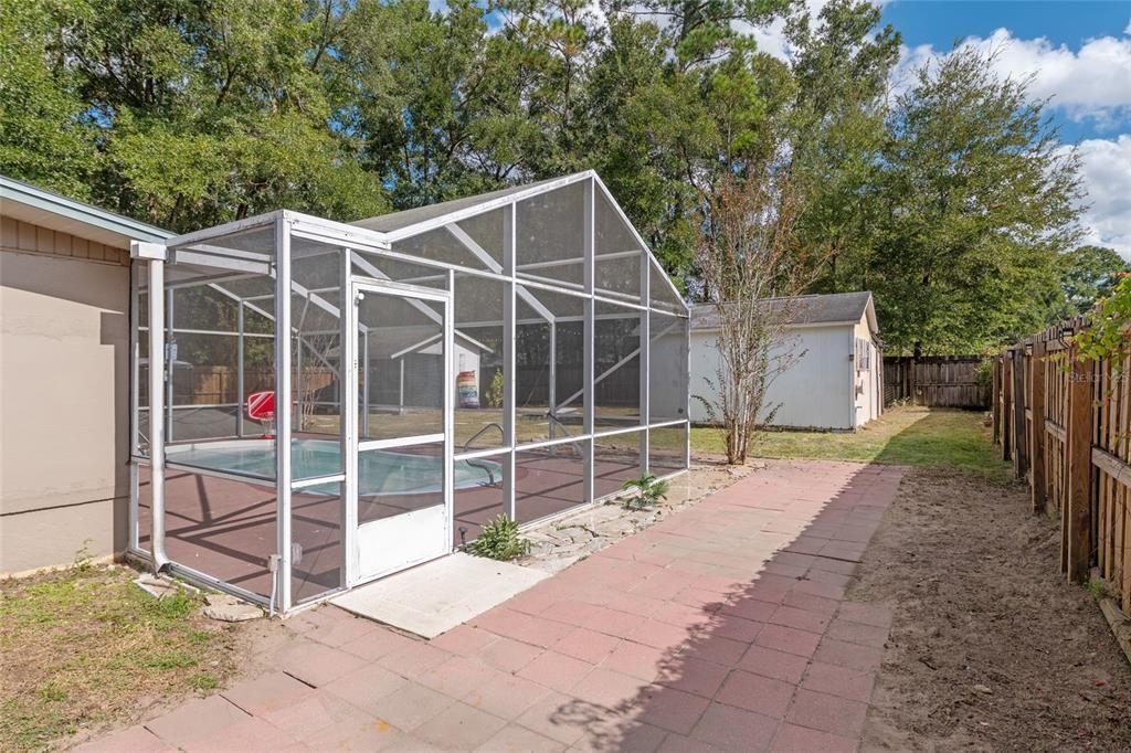 For Sale: $249,900 (3 beds, 2 baths, 1504 Square Feet)