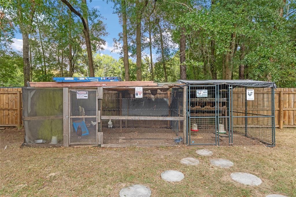 For Sale: $249,900 (3 beds, 2 baths, 1504 Square Feet)