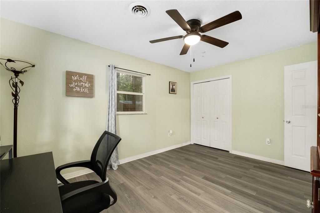 For Sale: $249,900 (3 beds, 2 baths, 1504 Square Feet)