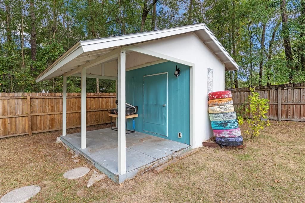 For Sale: $249,900 (3 beds, 2 baths, 1504 Square Feet)