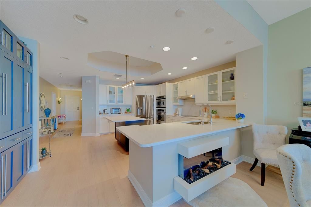 For Rent: $4,995 (3 beds, 3 baths, 1995 Square Feet)