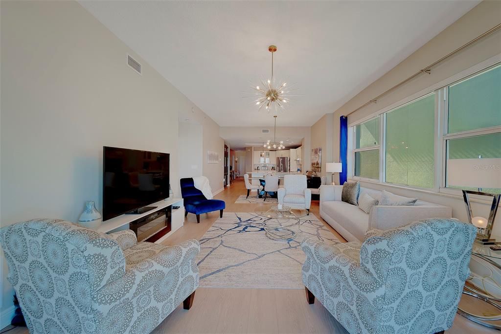 For Rent: $4,995 (3 beds, 3 baths, 1995 Square Feet)